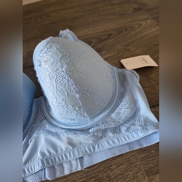 Women's lace trim lightly lined demi coverage bra size 36DD NWT - Picture 2 of 4